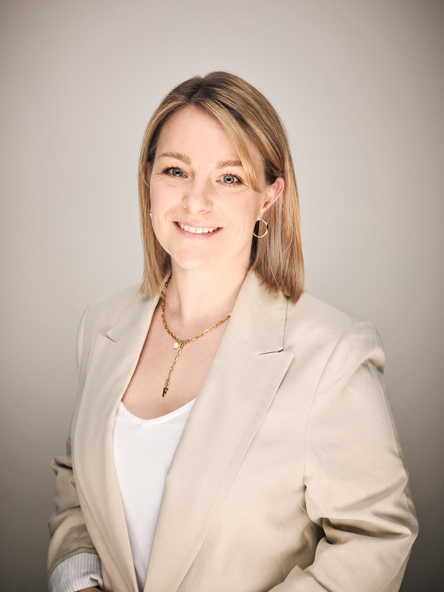 Michelle – Friseurmeisterin, hair emotion by janina